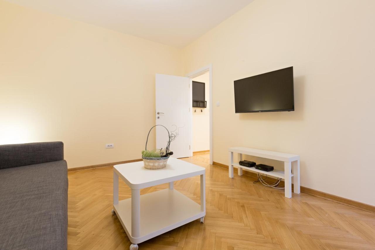 Apartment Center Iv