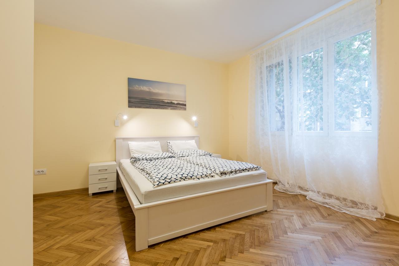 Center Iv Apartment Belgrade